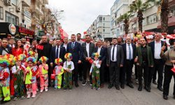 Buca'da 23 Nisan Coşkuyla Kutlandı