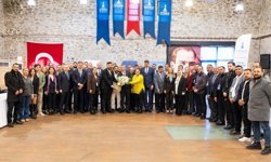 İzmir'de CHP ve Roman Yurttaşlar Aynı Masada