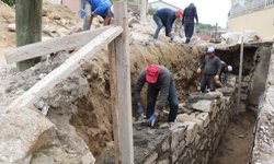 Bozdoğan Belediyesi Alamut Mahallesi'nde Taş Duvar Çalışmasını Tamamladı