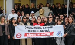 Bornova'dan Okullarda Şiddete Karşı Tek Ses: "Karanlığa Teslim Olmayacağız!"