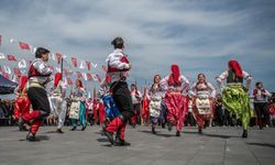 Kuşadası'nda 19 Mayıs Büyük Bir Coşkuyla Kutlandı