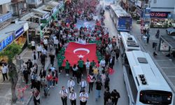 Buca'da 19 Mayıs Coşkusu: Gençlik Korteji Yapıldı