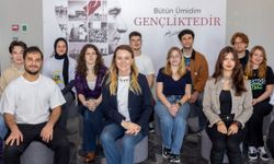 Gençlik 19 Mayıs'ı Ferdi Zeyrek Gençlik Merkezi'nde Kutluyor