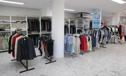 Konak Giysi Market'te Bayram Neşesi Yaşandı