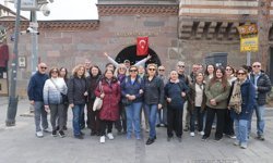 Konak Kültürel Miras Gezileri'yle Kenti Keşfettiler