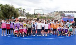 Kuşadası'nda 19 Mayıs Coşkusu 3x3 Basketbol Turnuvası ile Başladı