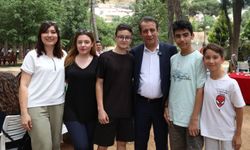 Başkan Anıl Yetişkin Efeler'i Gençliğin Kenti Yapıyor