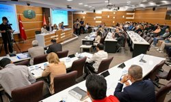 Bornova Belediyesi'nde 2025 Kesin Hesabına Meclis Onayı