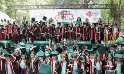 Efeler'de Dev Buluşma: Pınarbaşı'na Çocuk Seli
