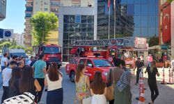 Efeler Belediye Binasında Yangın: Personel Hızla Tahliye Edildi
