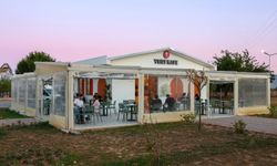 Yurt Kafe ve Işıklı Parkı Öğrencilerin Yeni Buluşma Noktası Oldu