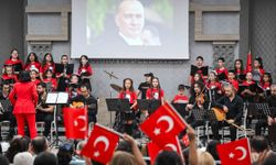 Bornova'da Sanat Dolu Yaz: Hobi Atölyelerinde Kayıt Dönemi Başlıyor!