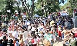 Bornova'da Çocukların Yaz Coşkusu Büyükpark'tan Taştı