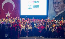 Konak'ın Halk Oyunları Şenliği 20. Yıl Gururu Yaşattı
