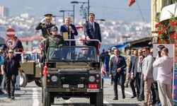 İzmir'de 30 Ağustos Zafer Bayramı Kutlandı