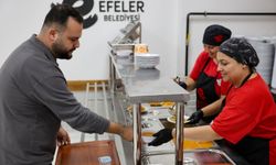 Efeler'in Halk Sofrası Artık 6 Gün Hizmette