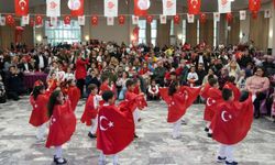 Efeler'de Cumhuriyet Bayramı Coşkusu