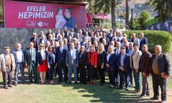 Başkan Yetişkin Muhtarlarla Buluştu: "İyi Ki Varsınız"