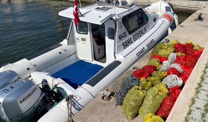 İzmir Körfezi'nde Kaçak Avlanan 1,4 Ton Midye Ele Geçirildi
