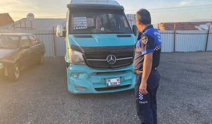 İzmir'de Tartıştığı Sürücüye Saldıran Minibüs Şoförüne Ceza