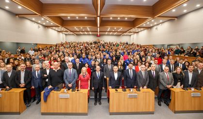 Başkan Soyer Belediye Personelinin Yeni Yılını Kutladı