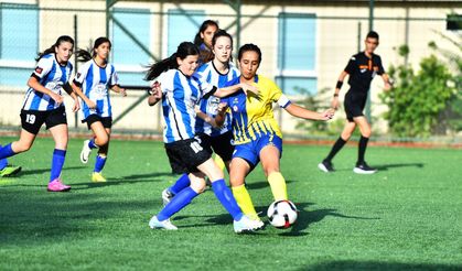 U13-U15 Kız Futbol Ligi'nde İlk Düdük Çaldı