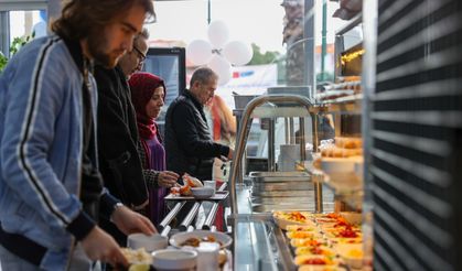 Buca'da 'Askıda Yemek' Uygulaması Başladı