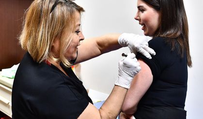 Büyükşehir'den HPV Aşısı Uygulaması