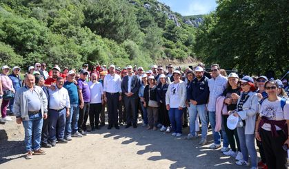 Başkan Duman ve Başkan Eşki 'İklim Günü'nde Orman Temizliğine Katıldı