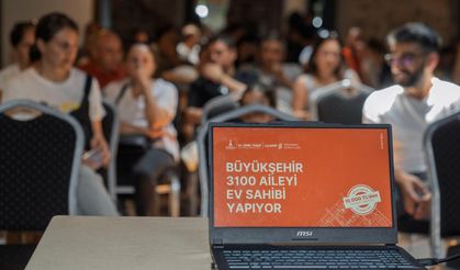 Menemen Konutları Projesi'nde Sözleşmeler İmzalanıyor