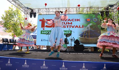 Kavacık Köyü Festivale Katılan On Binlerle Doldu Taştı