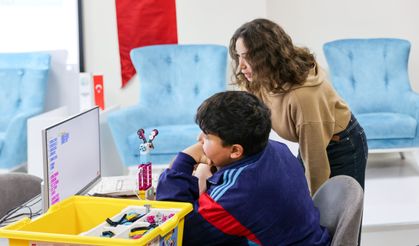 Buca'da Robotik Kodlama Kurslarına Yoğun İlgi