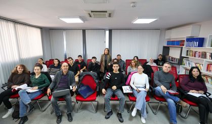 Buca'da Rusça Öğrenme Zamanı