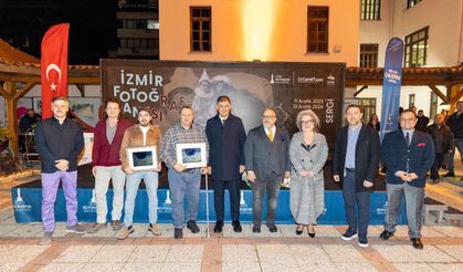İzmir'in Fotoğraf Tarihine Işık Tutacak Sergi Açıldı