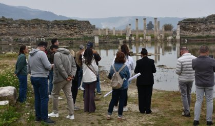 Başkan Zencirci Germencik'i Turizm Merkezi Haline Getirmeye Hazırlanıyor