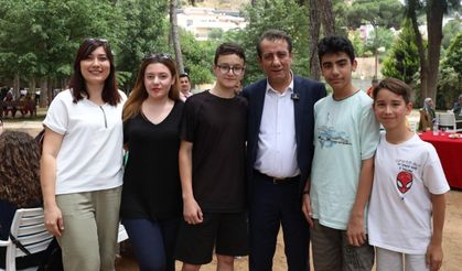 Başkan Anıl Yetişkin Efeler'i Gençliğin Kenti Yapıyor