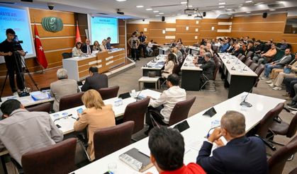 Bornova Belediyesi'nde 2025 Kesin Hesabına Meclis Onayı