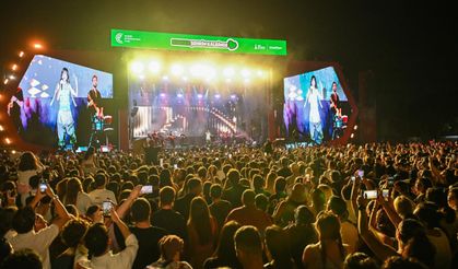 İzmir Enternasyonal Fuarı'nda Müzik ve Mizah Bir Arada