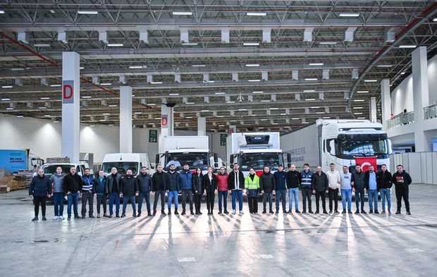 İzmir'den Hatay'a Dayanışma Köprüsü