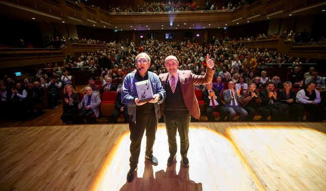 7. İzmir Uluslararası Mizah Festivali Başladı