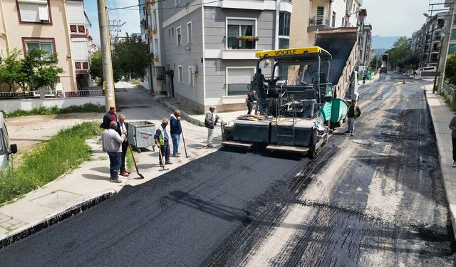 Gaziemir’in Yollarında Yoğun Çalışma