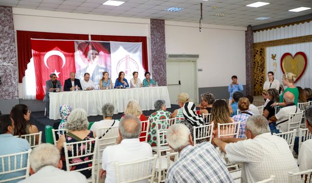 Karşıyaka'da 'Katılımcı Demokrasi' Buluşmaları Sürüyor