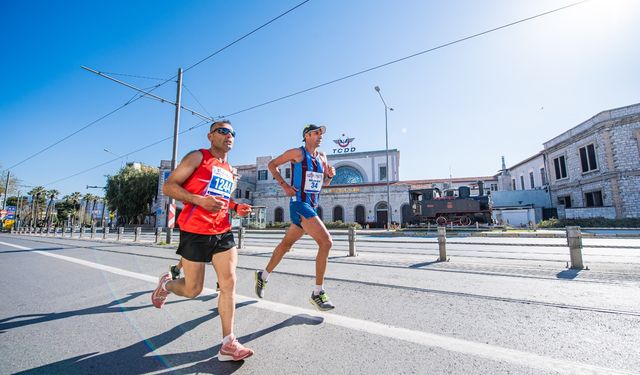 İzmir'de Toplu Ulaşıma Maraton Düzenlemesi