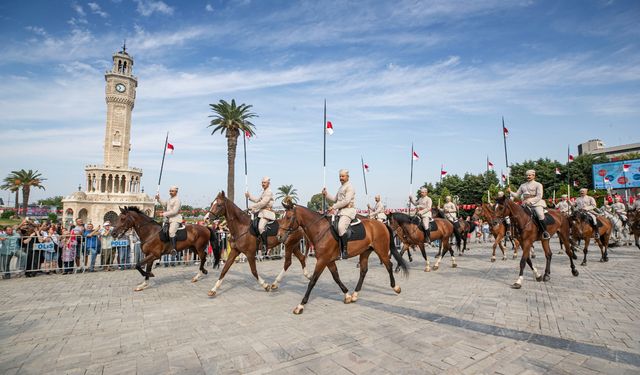 İzmir 9 Eylül Kutlamalarına Hazır