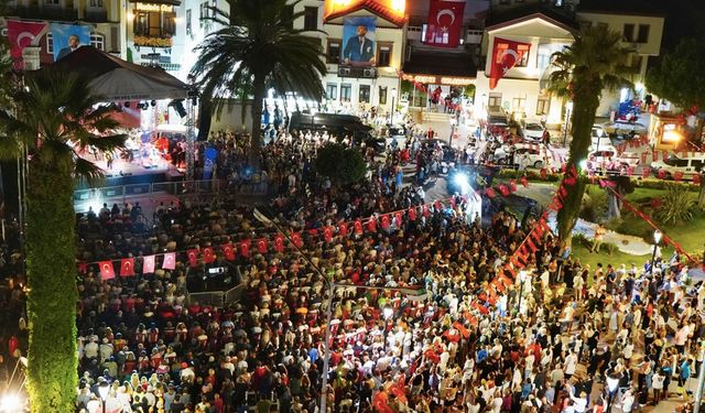 Çeşme Festivali Yeni Türkü ile Görkemli Bir Final Yaptı