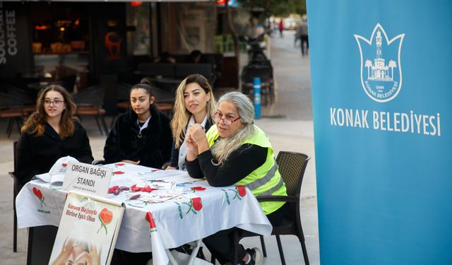 Konak'ta Organ Bağışı Farkındalığı İçin Stant Kuruldu