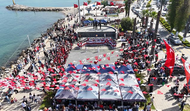 Kuşadası'nda 23 Nisan Coşkuyla Kutlandı