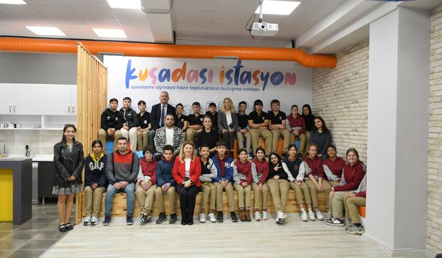 İstasyon Kuşadası'nda İnteraktif Yeşil Gezegen Eğitimi