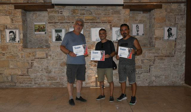 "Portre Karikatürleri Sergisi" Kuşadası'nda Açıldı