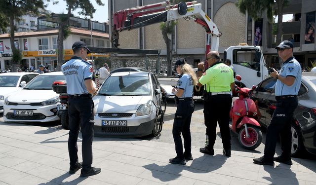 Kuşadası'nda Polis ve Zabıtadan Trafik Denetimi